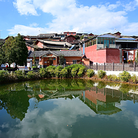 迤沙拉民族文化村