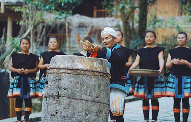 瑶山古寨第 16 张图片