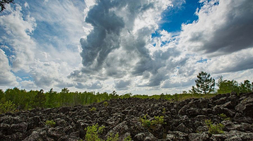 五大连池风景区龙门石寨景区-块状熔岩流