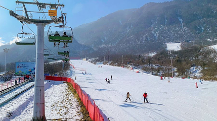西岭雪山滑雪场第 1 张图片