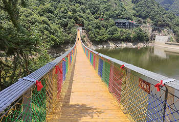 万佛山大龙潭峡谷漂流第 9 张图片