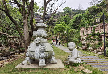 洪崖丹井景区第 14 张图片