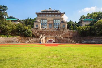 武汉大学第 1 张图片