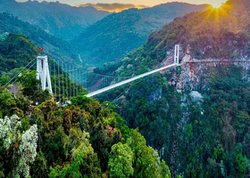 Bach Long Glass Bridge