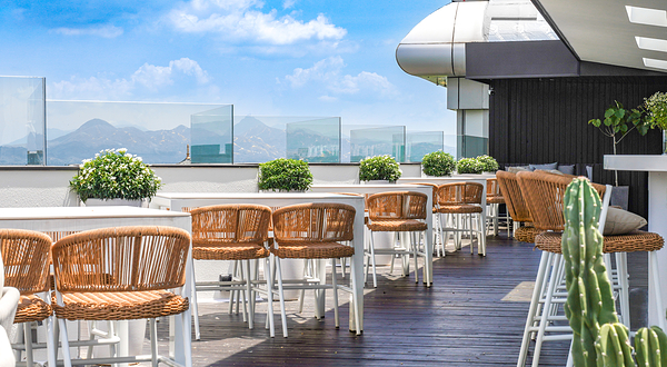 24気艺文生活空间·餐酒馆