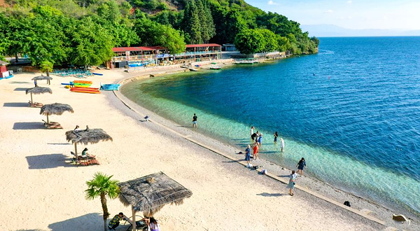 明星鱼洞风景区帆船基地