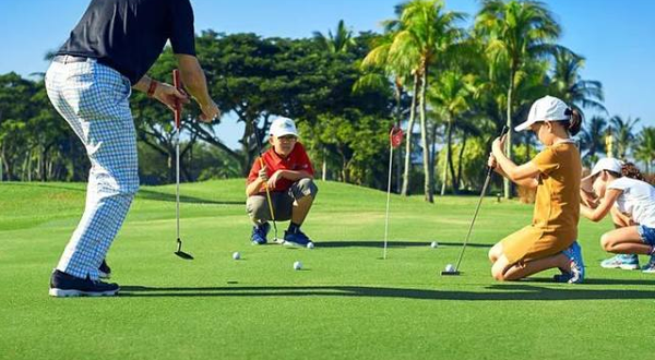 凤凰河森林探险公园