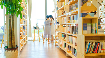 猫的天空之城概念书店(北戴河蔚蓝海岸店)