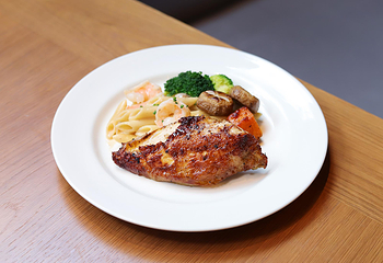 重庆大都会凯悦酒店·八号厨房KITCHEN ON8海鲜自助第 64 张图片