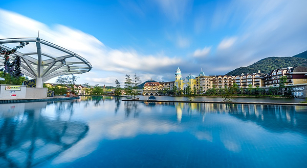 茵特拉根矿泉SPA