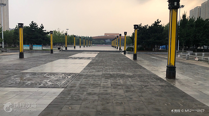 辽阳河东广场第 3 张图片