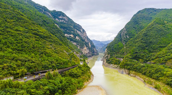 明月峡古栈道遗址