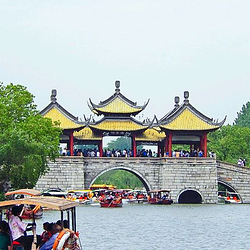 瘦西湖游船
