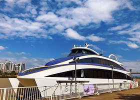 真龙号游船(东堤旅游码头)