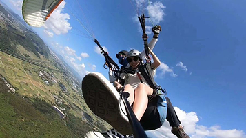 张家界国际滑翔伞营地