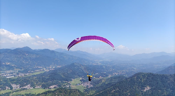 麻城龙王尖滑翔伞基地