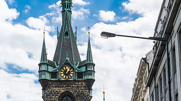 布拉格亨利钟楼