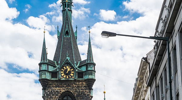 布拉格亨利钟楼