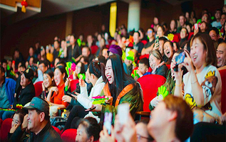 东北情二人转剧场