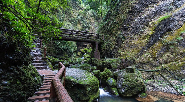 龙隐峡栈道