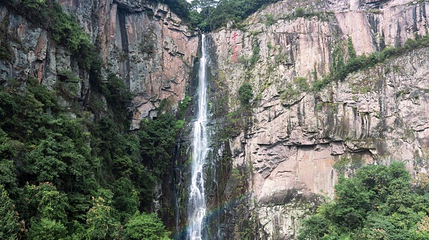 白山景区-百丈崖第 1 张图片