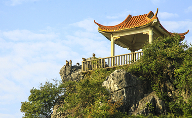 伊岭岩第 15 张图片