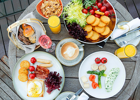 宁波东钱湖康得思酒店·大堂吧