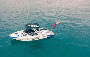 杭州自由鹿尾波冲浪俱乐部