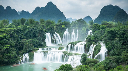 德天跨国瀑布景区-全景观瀑台第 1 张图片