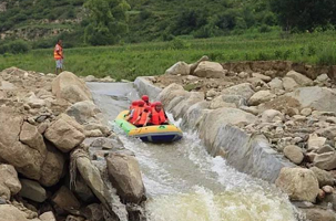千年碧波江漂流园