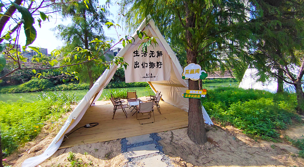 鹤鸣洲湿地公园