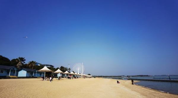 梁子湖沙滩浴场