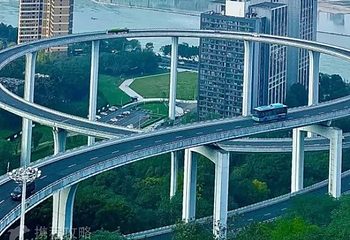 铜元之光城市阳台第 3 张图片