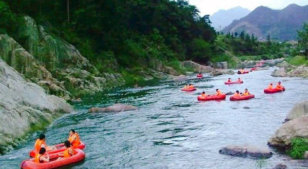 雁荡山仙溪漂流