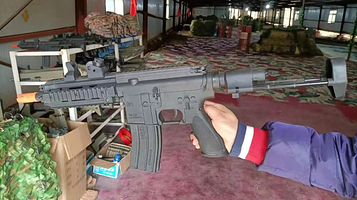 棋盘山原郡越野车