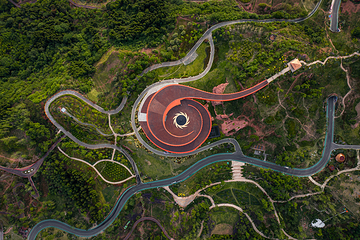 成都龙泉山丹景台旅游景区第 6 张图片