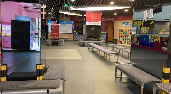 飞雪滑冰场(淄博银泰城店)