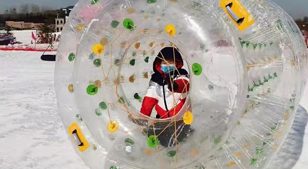 新泰见子山嬉雪园