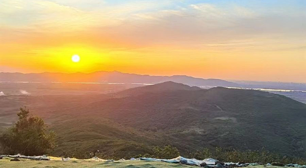 鹿门山滑翔伞飞行基地