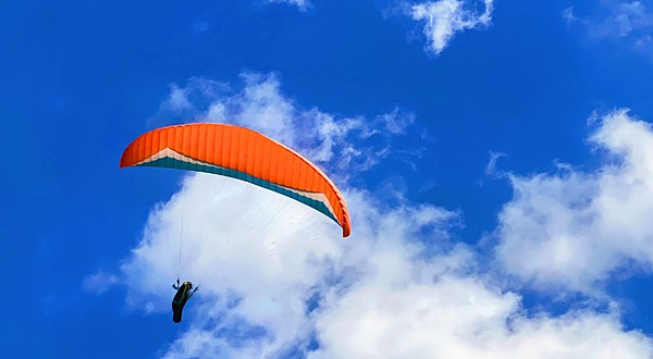 木兰山滑翔伞飞行基地