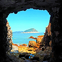 东山风动石景区