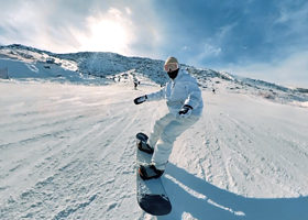 青格里狼山滑雪场