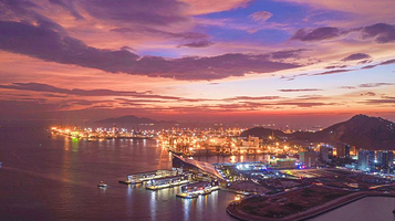 蛇口港珠海游轮