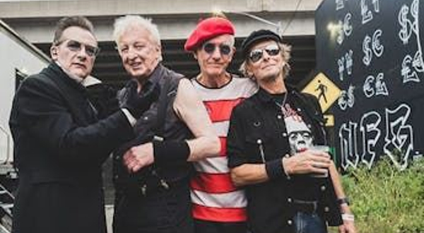 英国曼彻斯特 · The Damned 演唱会