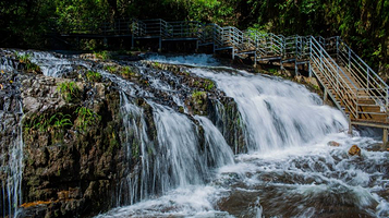 龙苍沟叠翠溪景区