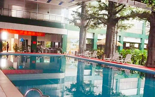 派立高温泉度假村