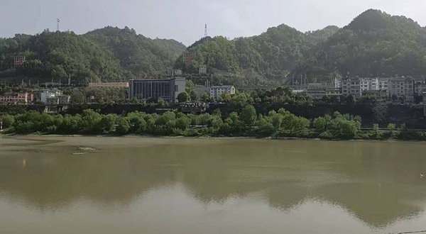 汉江三峡风景区-滨江公园