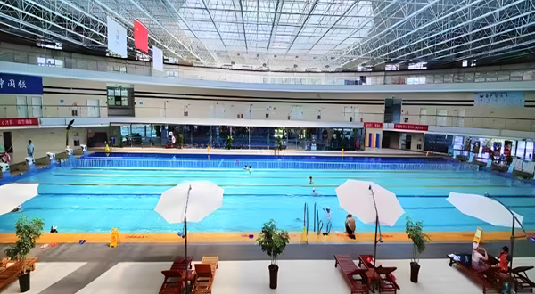 华信游泳馆