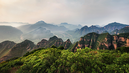 杨岐山第 1 张图片