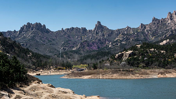 大珠山风景区珠山秀谷